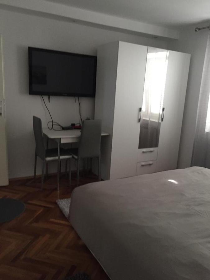 Apartmani Anton Osijek Zewnętrze zdjęcie